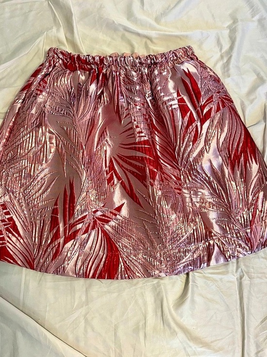 Buru Dresses & Skirts - BURU Metallic Leaf Mini Skirt Size Large Like New